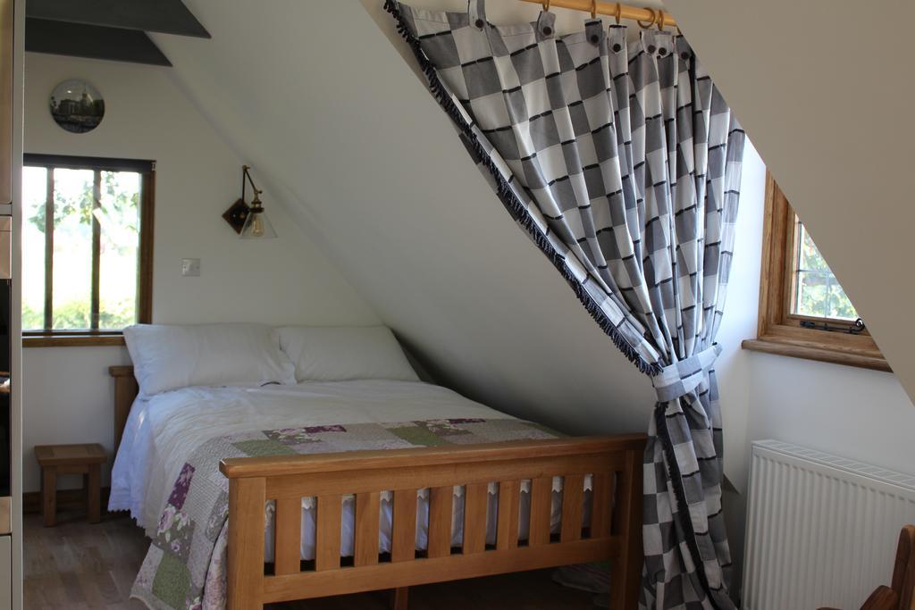 Appartamento Oakwrights Terling Esterno foto