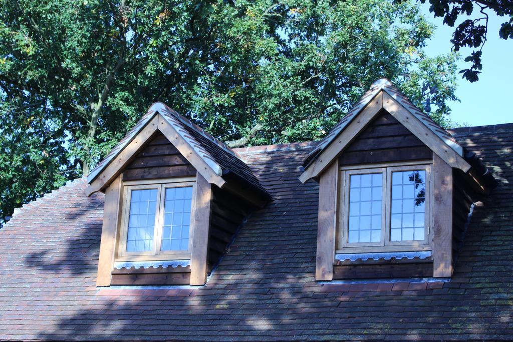 Appartamento Oakwrights Terling Esterno foto